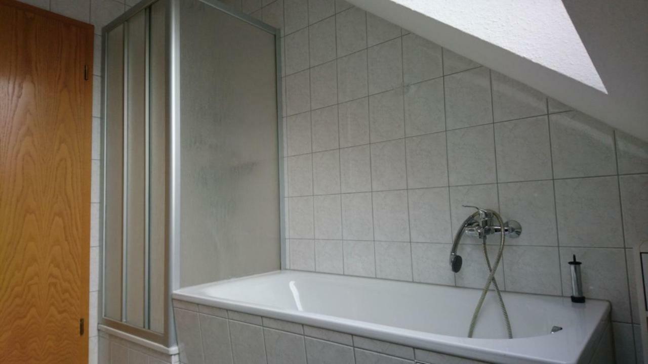 Ferienwohnung Mit Domblick Naumburg  Exterior photo
